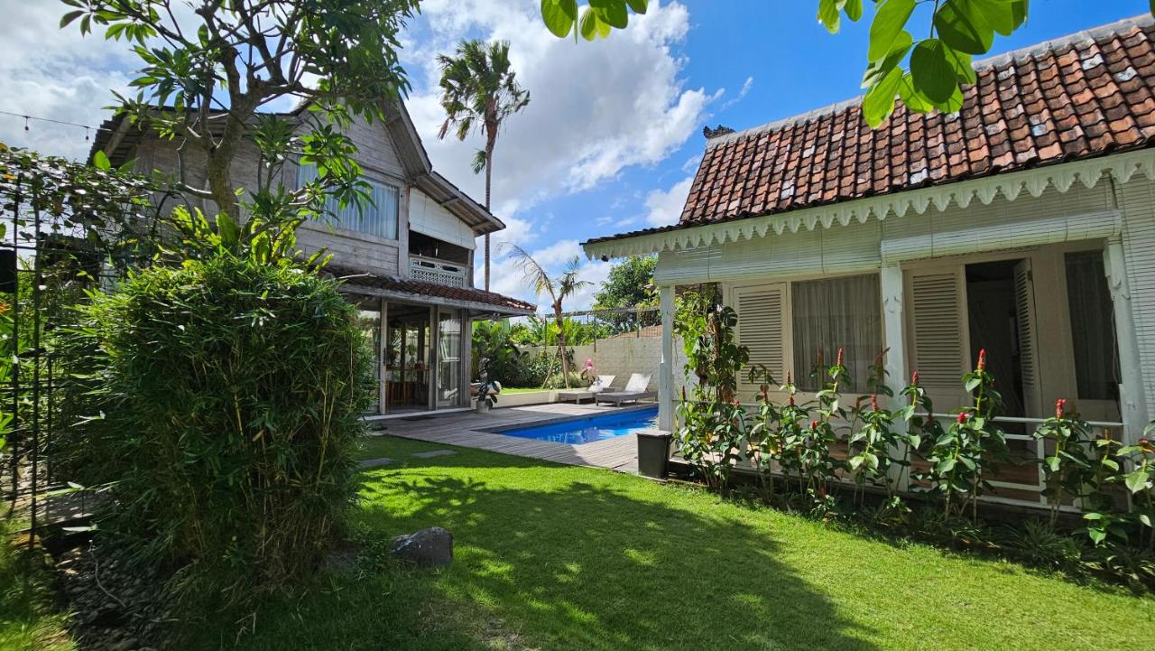 Villa Purnama Bali - 2 private bungalows & private pool - B&B Canggu