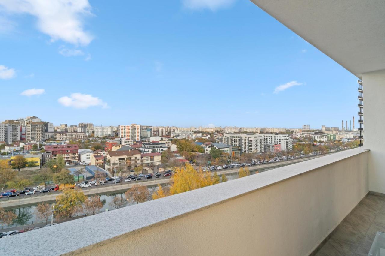 Apartments with Huge Balcony and City View - Tineretului Park - B&B