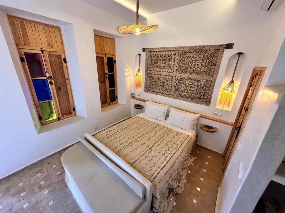 Deluxe Queen Suite