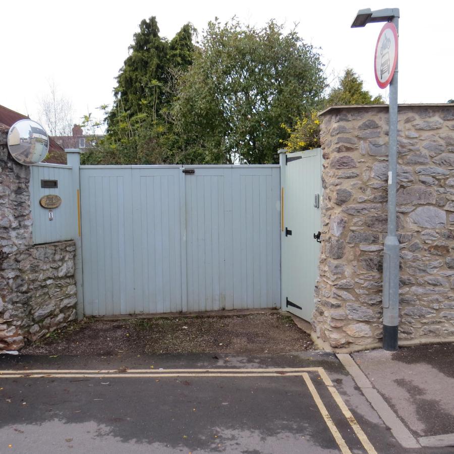 Frog Palace - Secure Parking-Outside Area-Topsham-Exeter-Beach-Chiefs-WiFi - Ferienwohnung Topsham