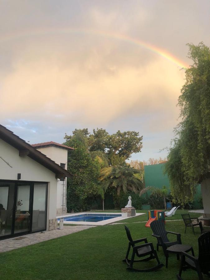 Like at Home Ezeiza - Bed and Breakfast Ezeiza