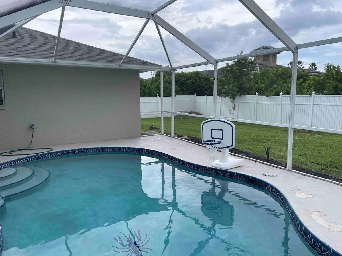 Pelican House 4 bedrooms Free Heated Pool - B&B Cape Coral