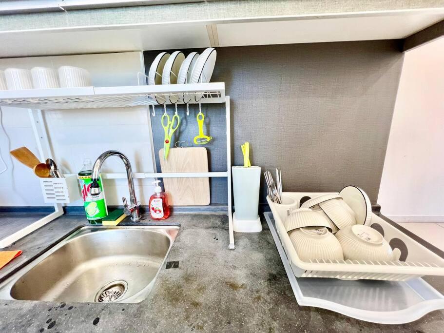 SE 1-10Pax Puchong 2Room 5Bed Sky Pod IOI Mall LRT - B&B Puchong Batu Dua Belas