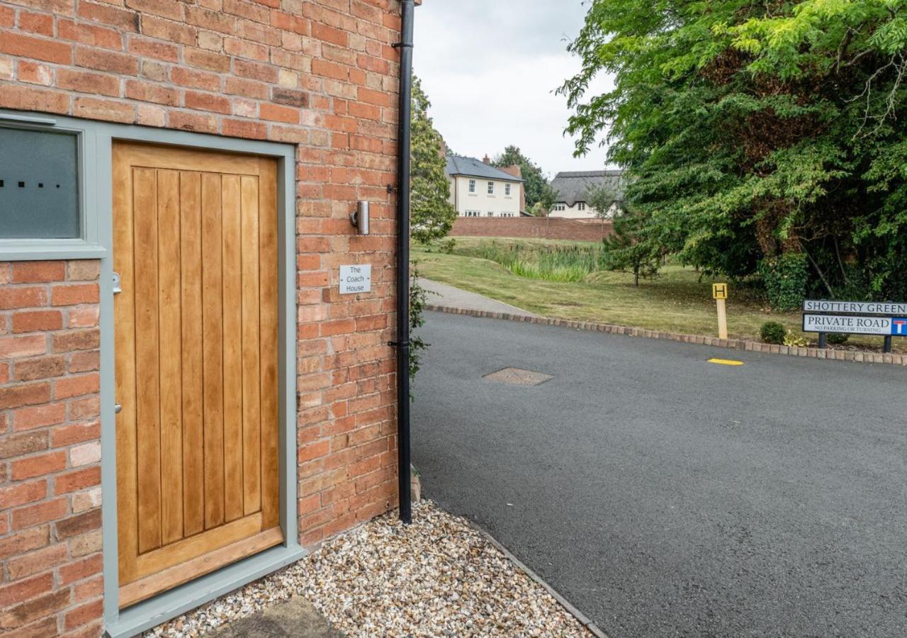 The Coach House - Cosy Retreat in Warwickshire! - B&B