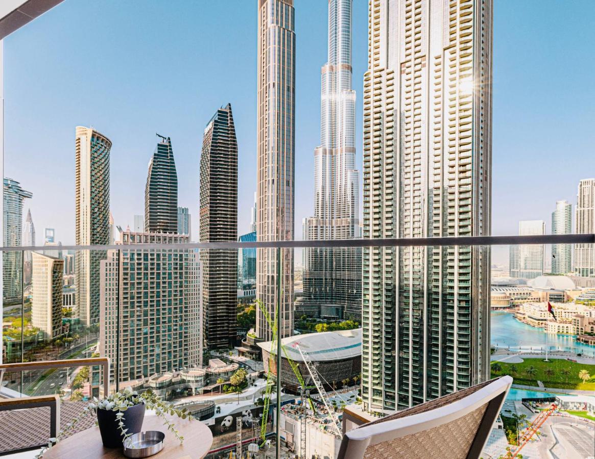 Lux Escape, Burj Crown Opera View, Near Dubai Mall - B&B