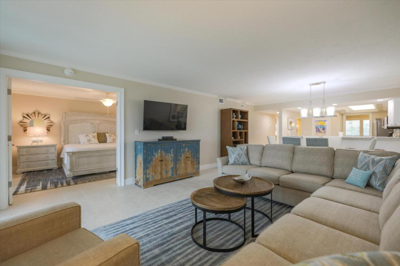 Compass Point 181 - B&B Sanibel