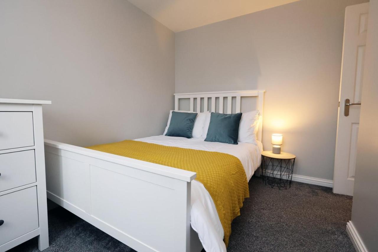 Relaxing 2-Bed Coastal Escape in Port Talbot - B&B Port Talbot