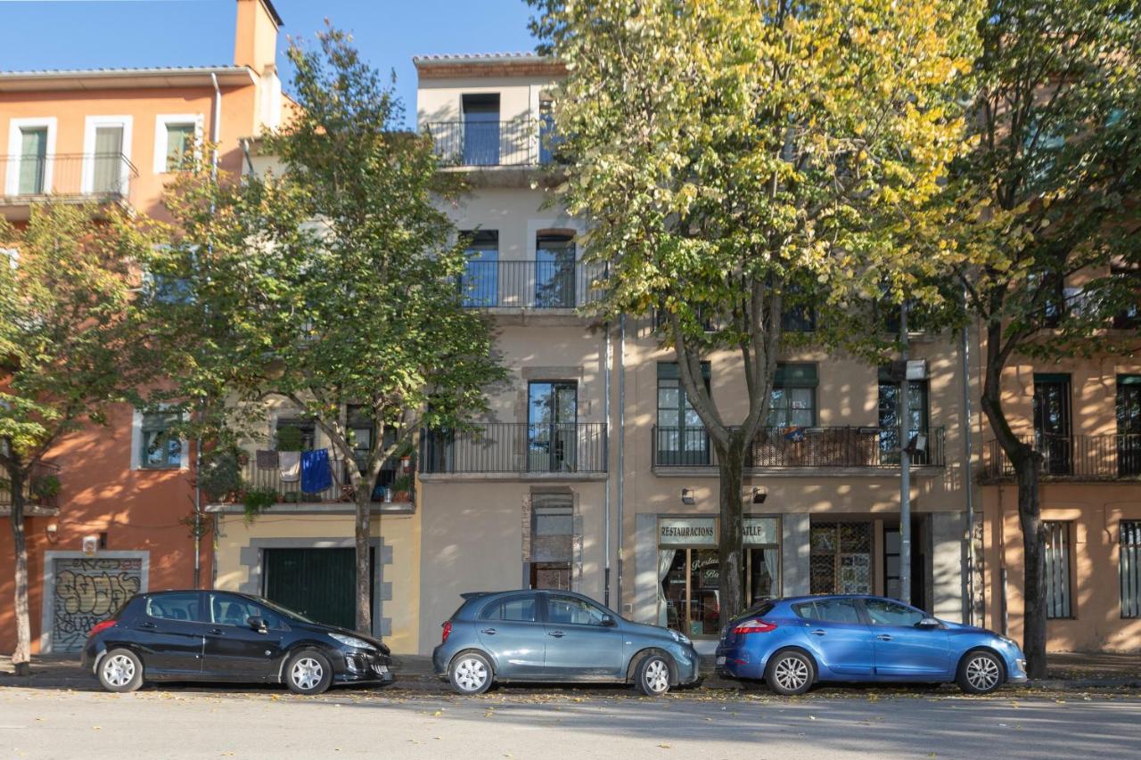 Flateli Barca 11 - Bed and Breakfast Gerona