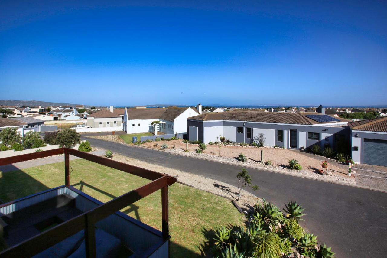 Honeysuckle, Langebaan - B&B