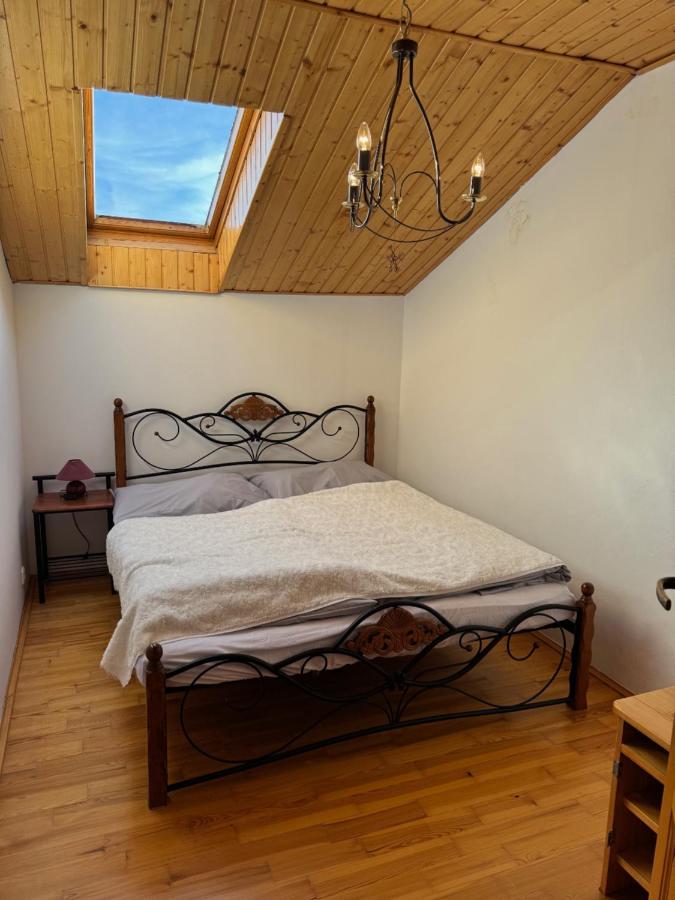 Appartement met 2 Slaapkamers en Balkon