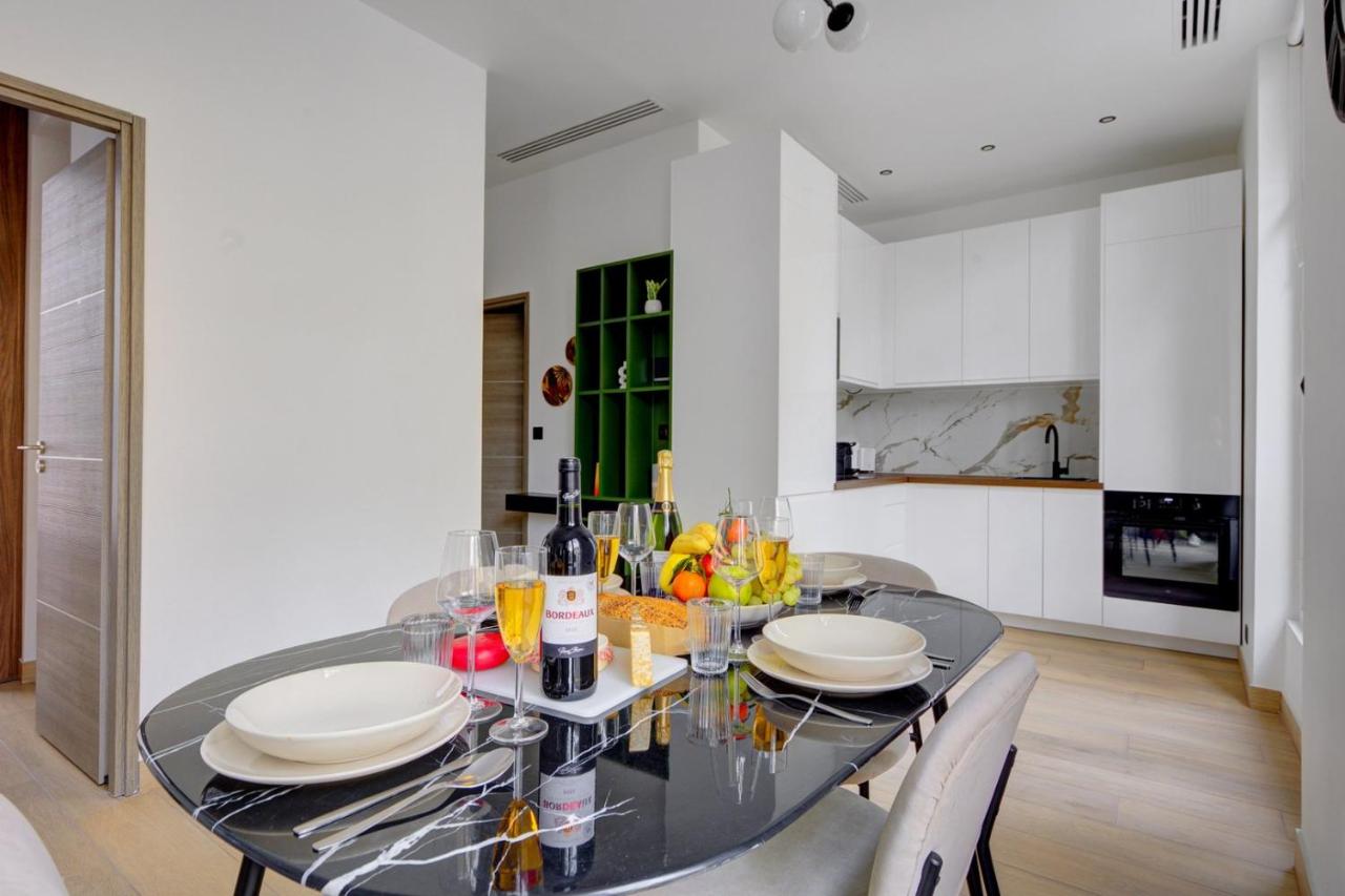 Bluestay 290 - Superbe appartement à Paris 17 - B&B