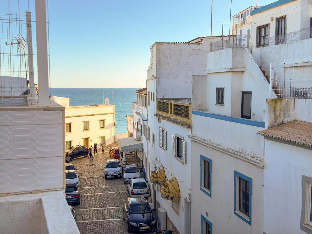 Casa Maguy - Terrace & Seaview - Chambres d’hôtes Albufeira