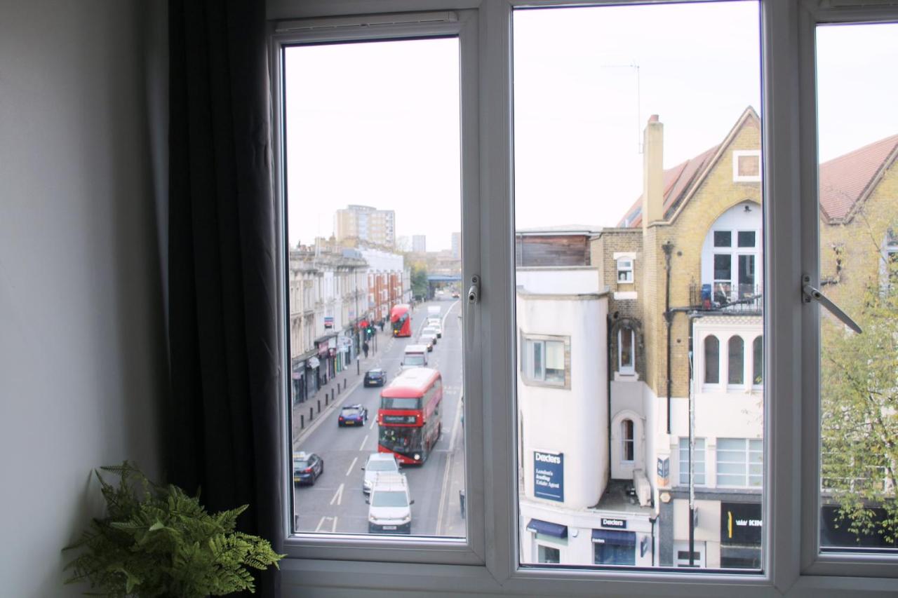 Cosy 3 Bedroom Flat, Hackney Central - B&B
