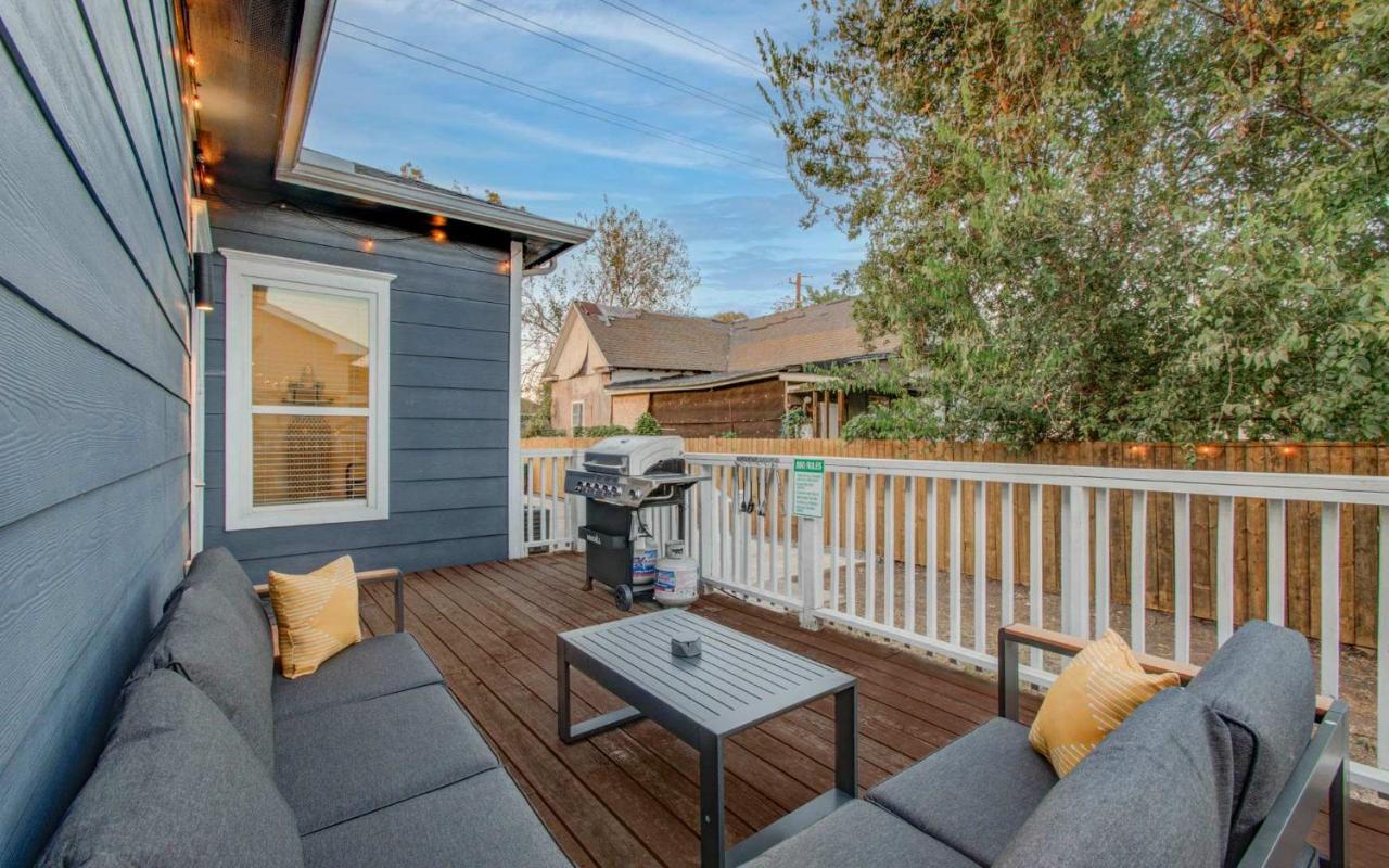 Historic Charm x Modern Amenities w 3BD 2BA Yard - B&B