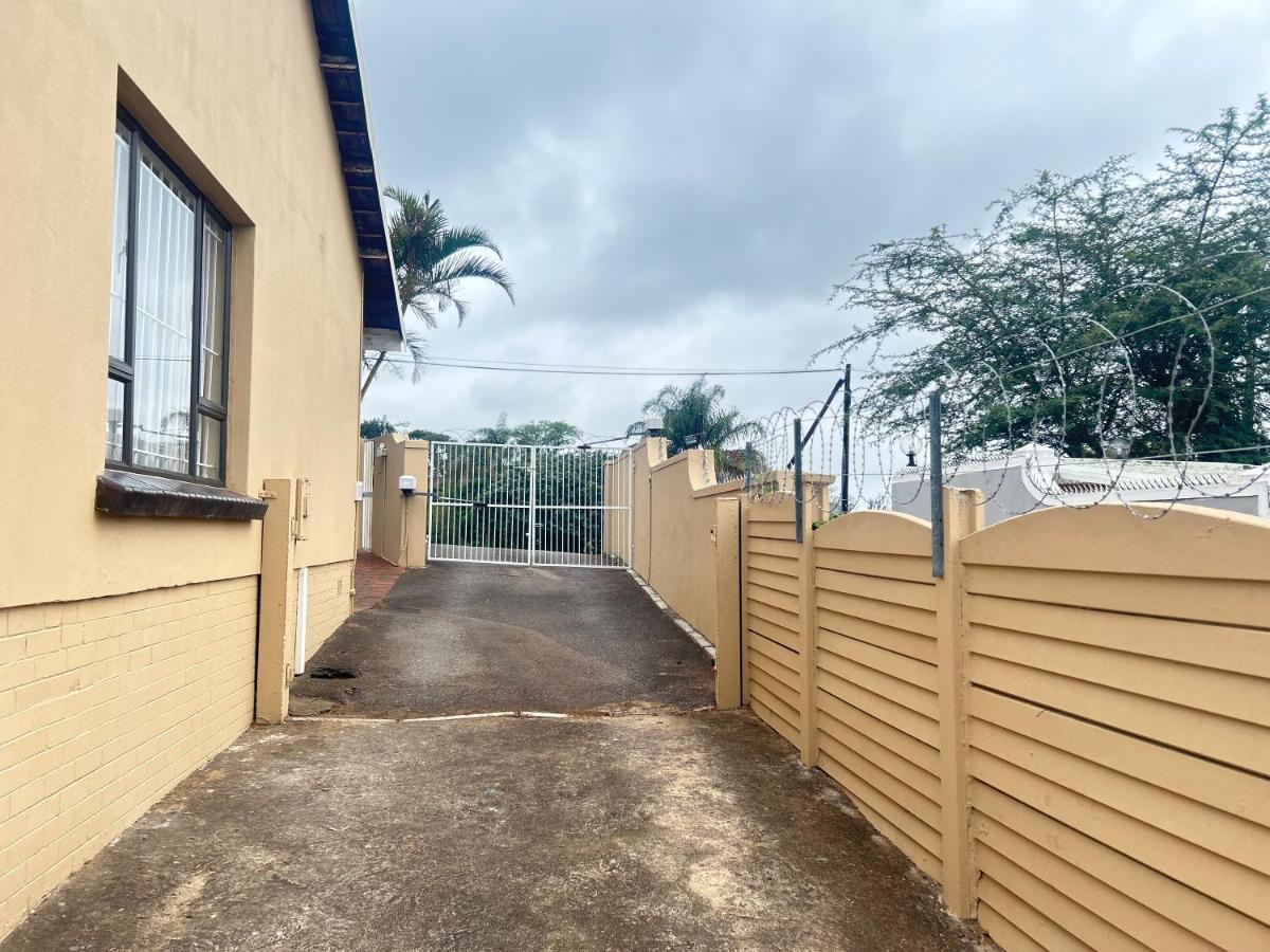 Peaceful Holiday Home - Self-Catering - B&B Durban