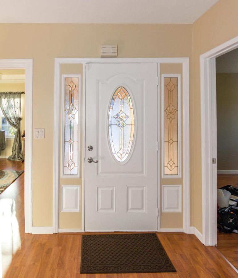 Spacious bright room in Prime Silicon valley location - B&B East Palo Alto