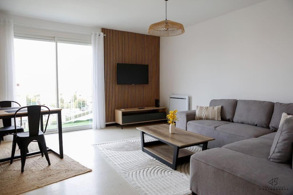 Les Remparts Catalan - 3 Bedrooms, Centre - B&B