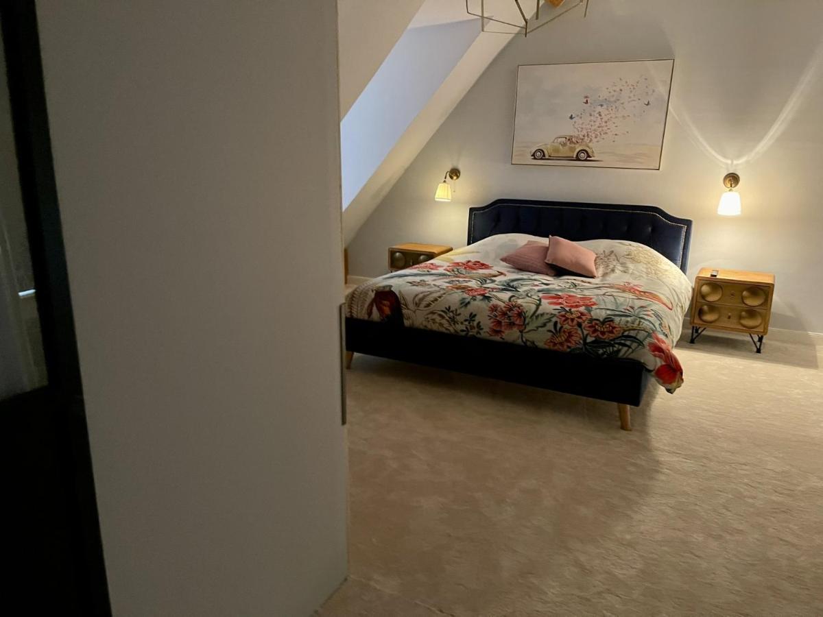 Twin Room with Private Bathroom