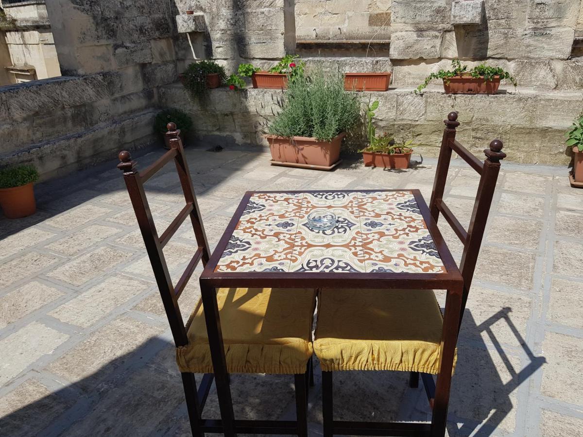 DIMORA DELL'ARTISTA 2 - Chambres d’hôtes