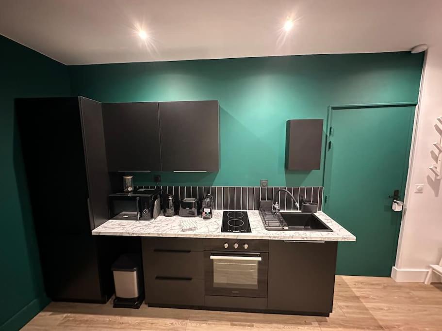 Santa Fe, appartement neuf proche du centre-ville - Bed and Breakfast Reims