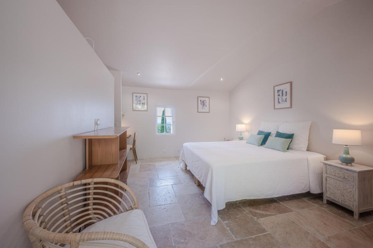 Doppelzimmer mit Gartenblick
