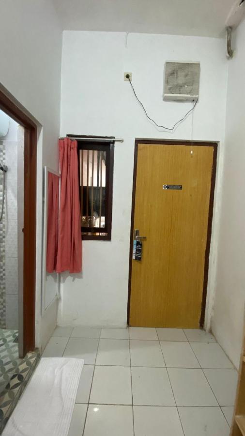 Budget Single Room