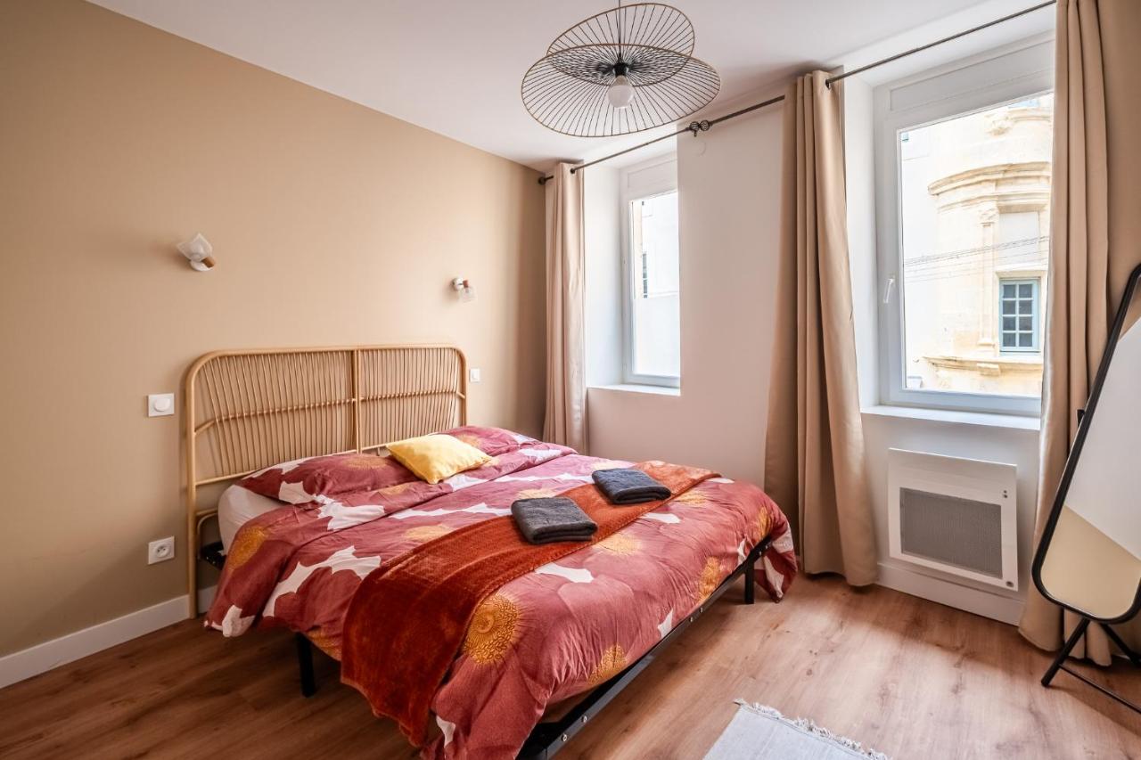 Two-Bedroom Deluxe Apartment with Balcony