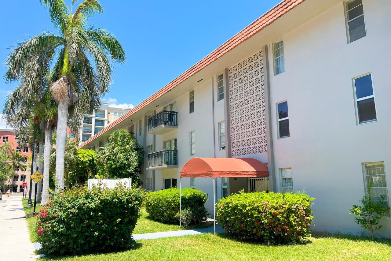 Sunny Isles Apartments by MiaRentals - B&B Sunny Isles Beach