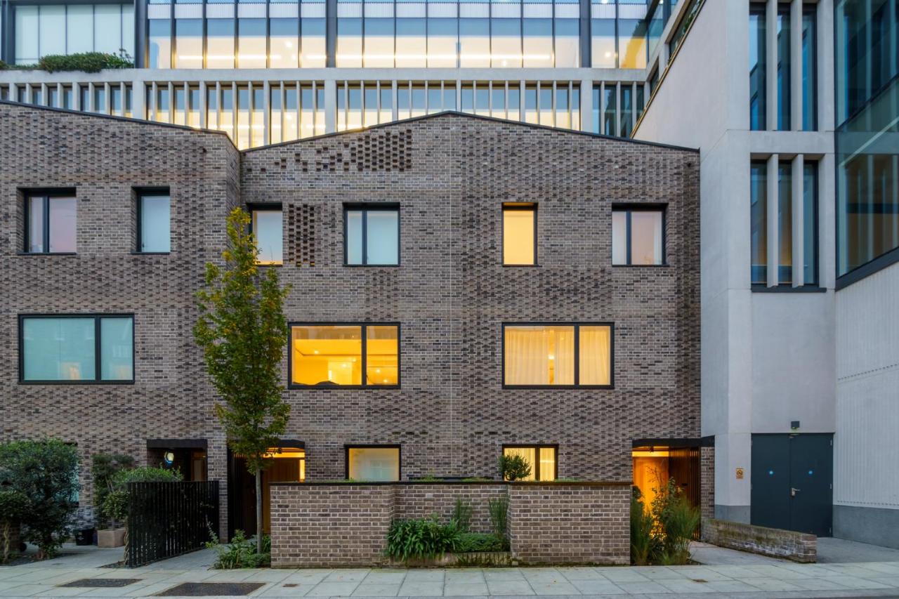 Stylish 4BD Mews House Close to Paddington - B&B