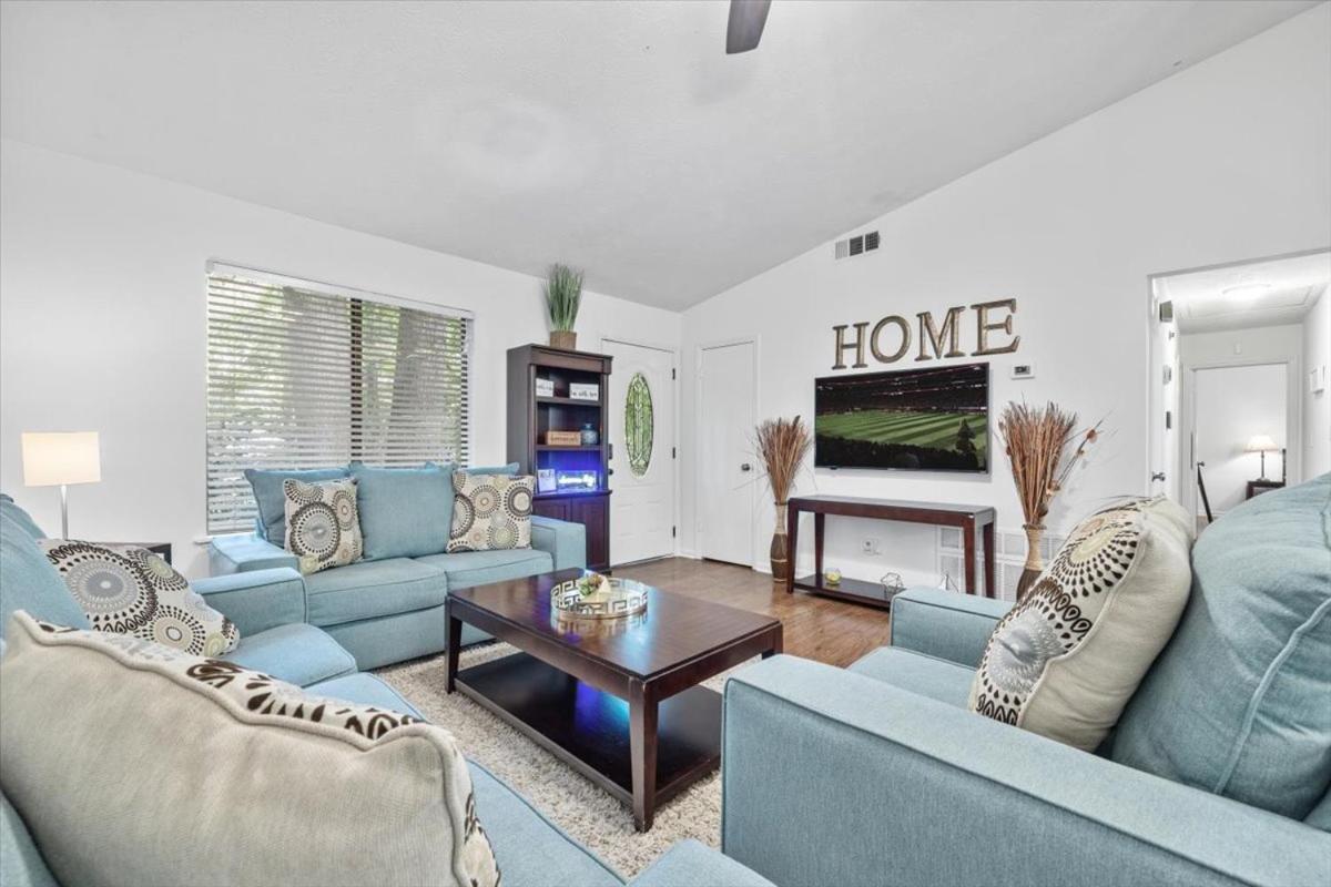 Spacious Alpharetta 3bedroom Home - Chambres d’hôtes