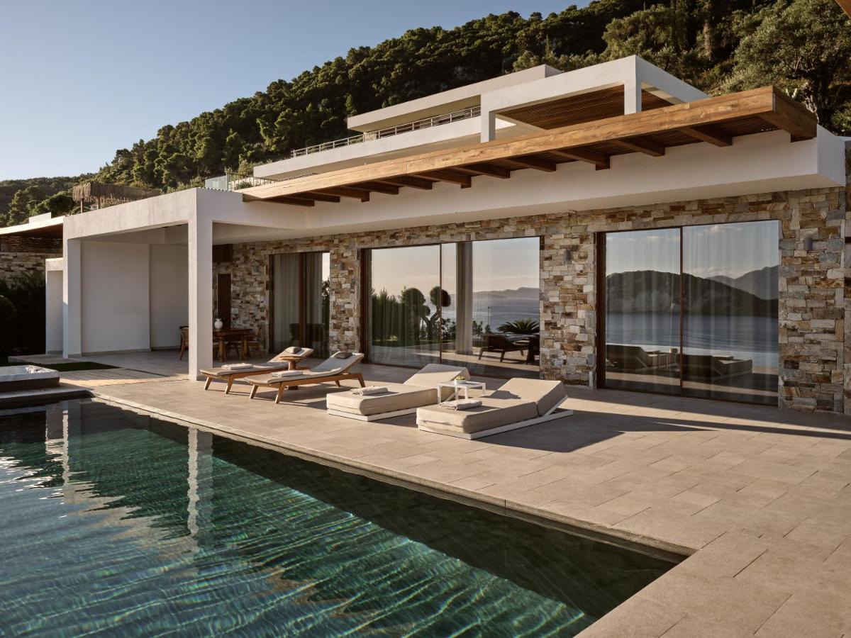 Avgi Villa
