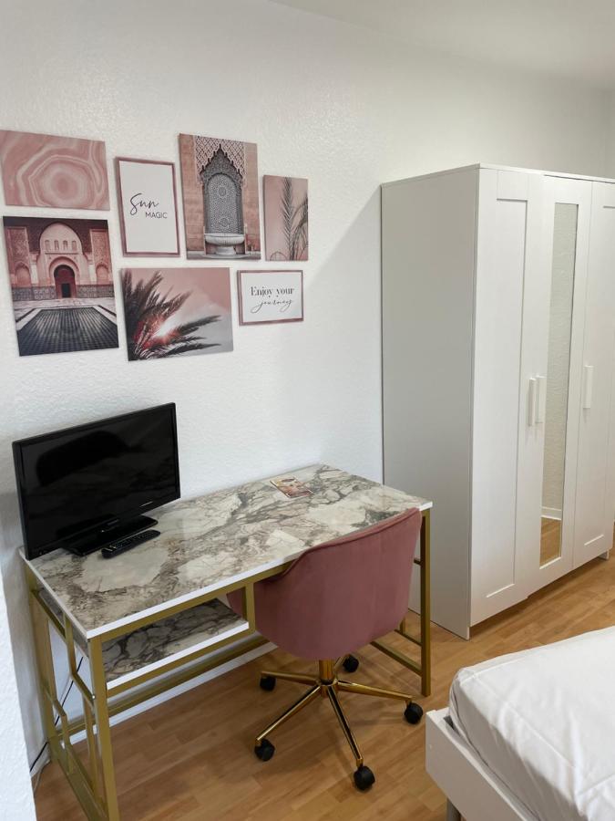 Pension an der Hessenhalle - Ferienwohnung Gießen