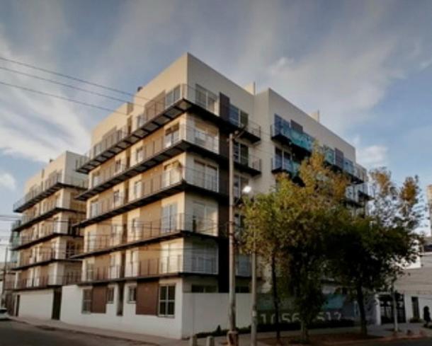 Habitación privada con balcón en zona norte CMDX - B&B