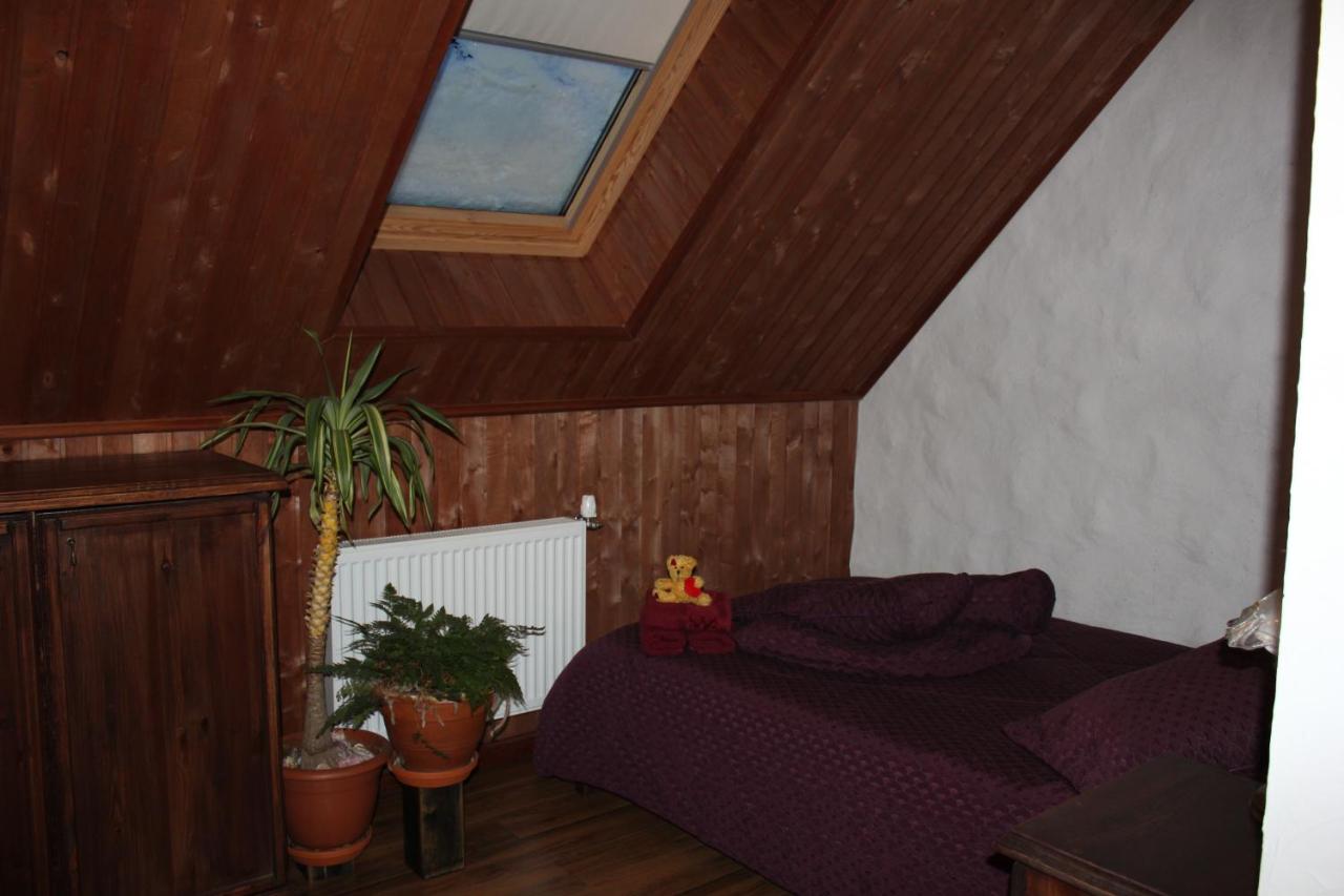 Budget Double Room with Shared Bathroom