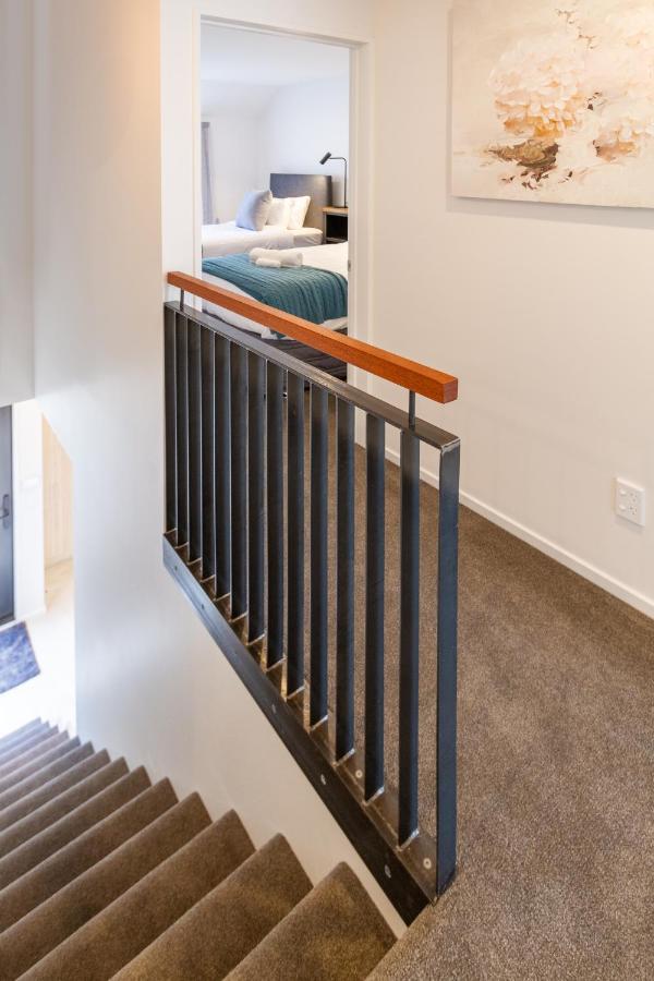 Charming 3-Bedroom Escape Carpark - B&B Christchurch