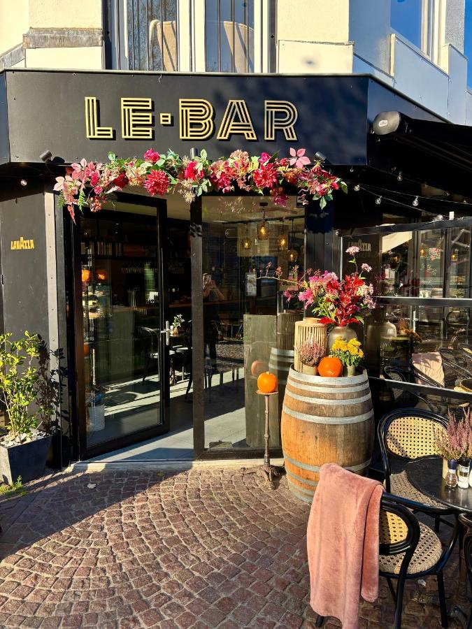 Boutique Hotel LE•BAR - Bed and Breakfast Zandvoort