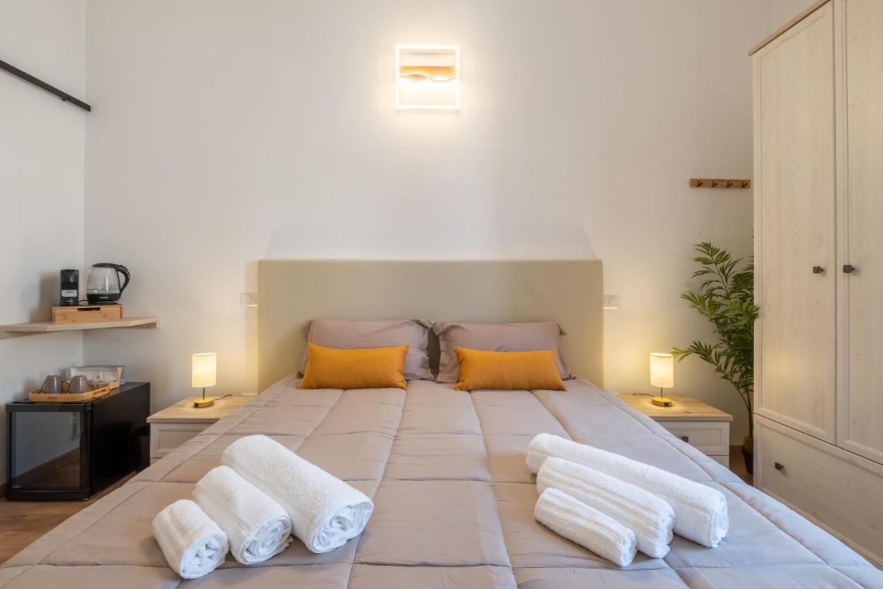 Large Double or Twin Room