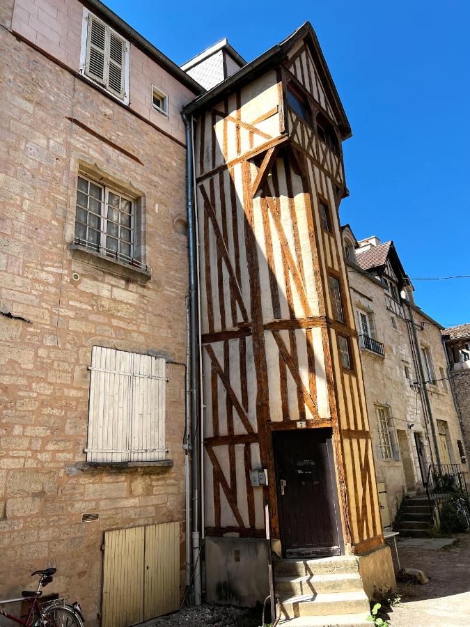 Le Comte - Heart of Dijon - With AC - Chambres d’hôtes