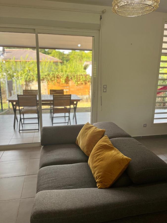 Maison de ville Duplex T3 I Jardin - B&B Camp de Rémire