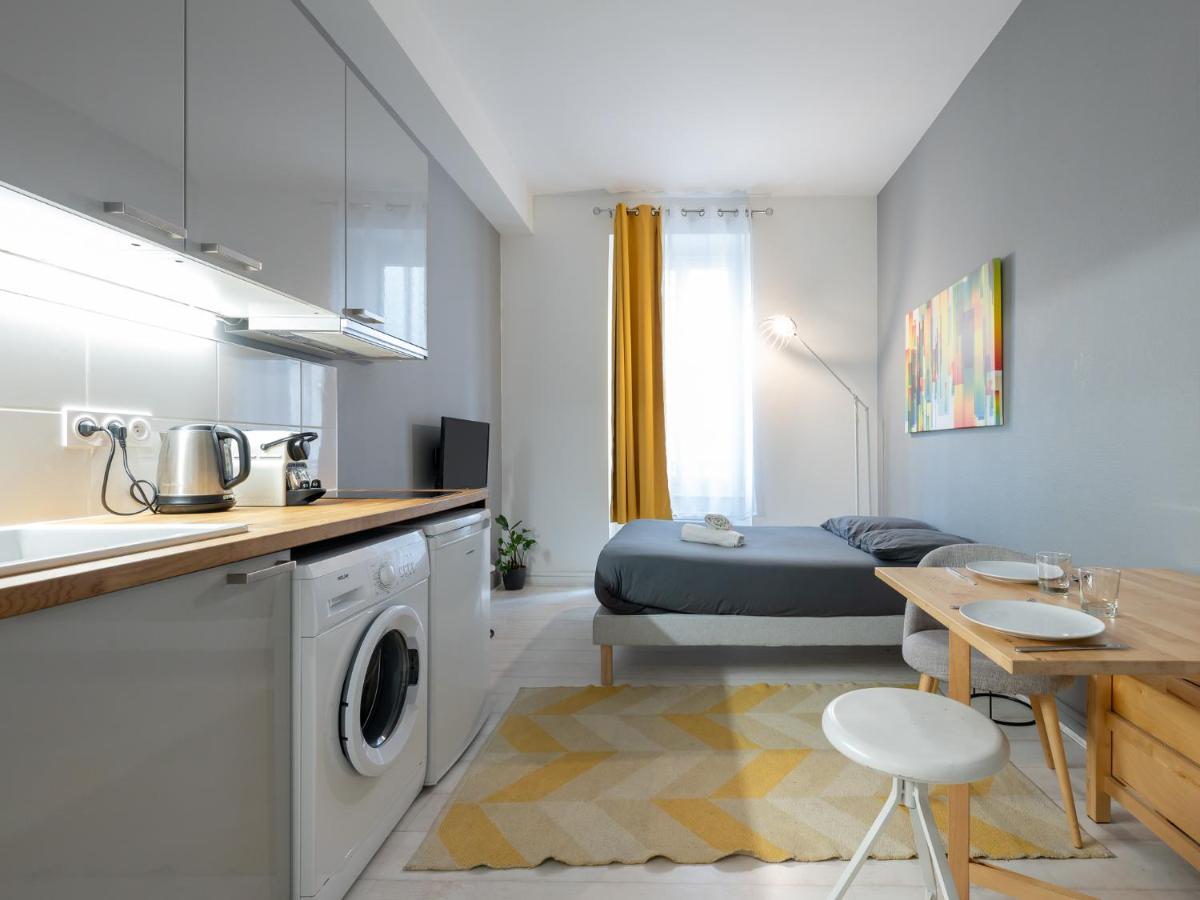 Studio Apartment