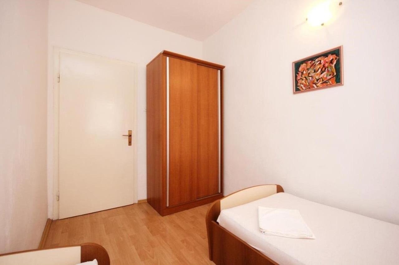 Apartment mit 2 Schlafzimmern und Meerblick