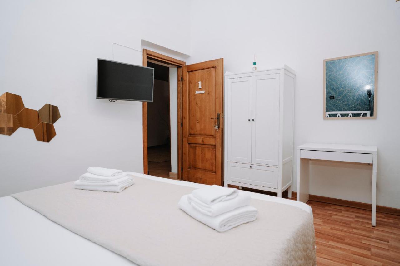 Double Room with Private External Bathroom