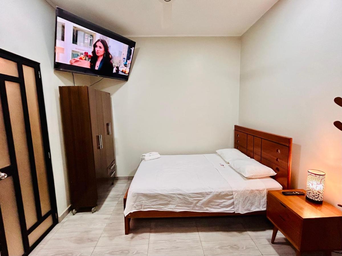 Habitación Céntrica en Iquitos - Casa Alemi 6 - B&B Iquitos