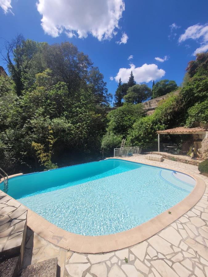 Le Vieux Moulin, Cotignac - Bed and Breakfast