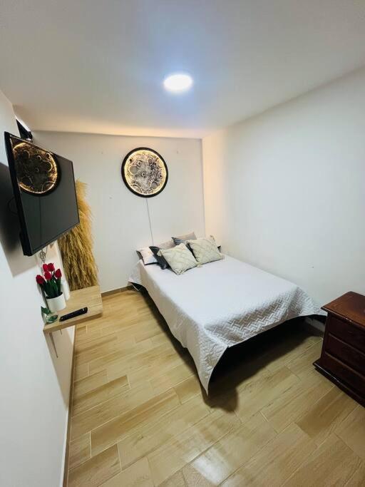 Apartamento Piscina sabaneta Medellín 20 minutos Poblado - Chambres d'hôtes Envigado