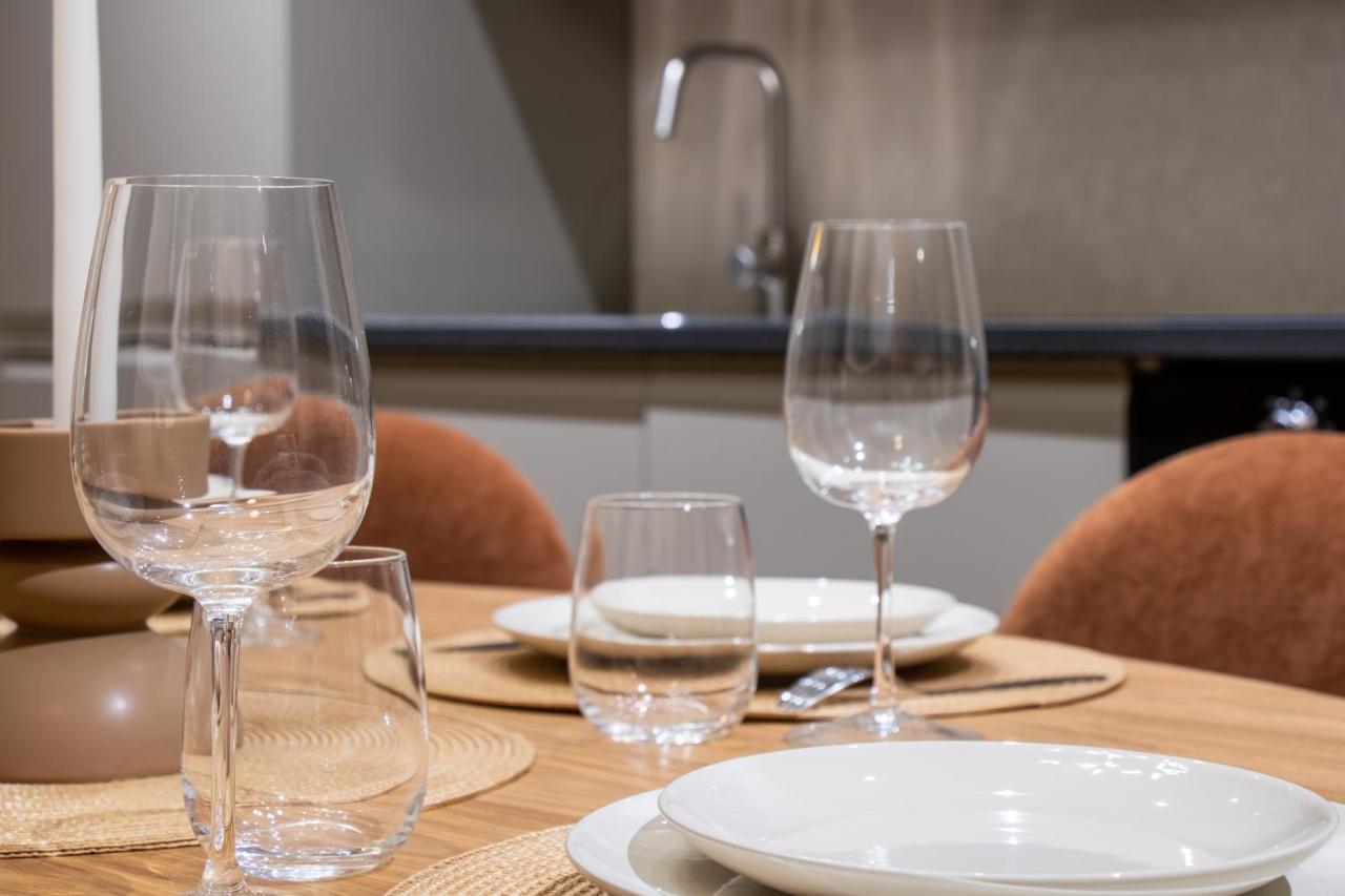 Grand appartement climatisé Bastille - Marais - Bed and Breakfast