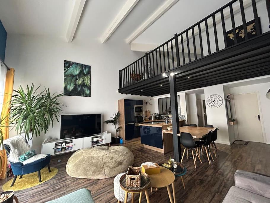 Magnifique Duplex à proximité Aix en Provence - B&B