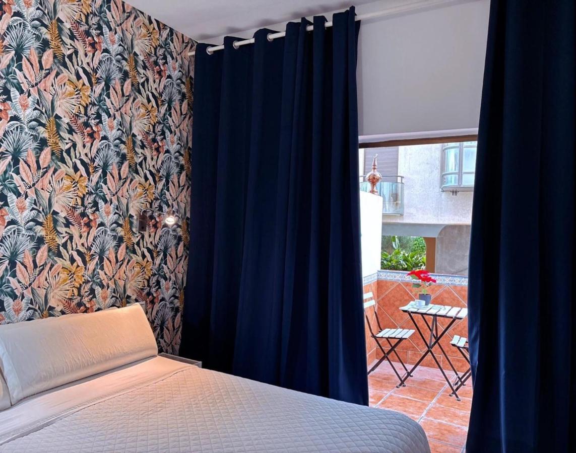 Double or Twin Room with Terrace
