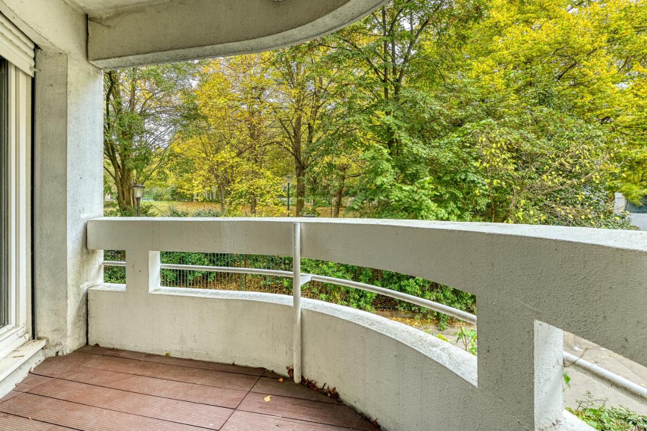 3 bedroom apartment with balconies - B&B París