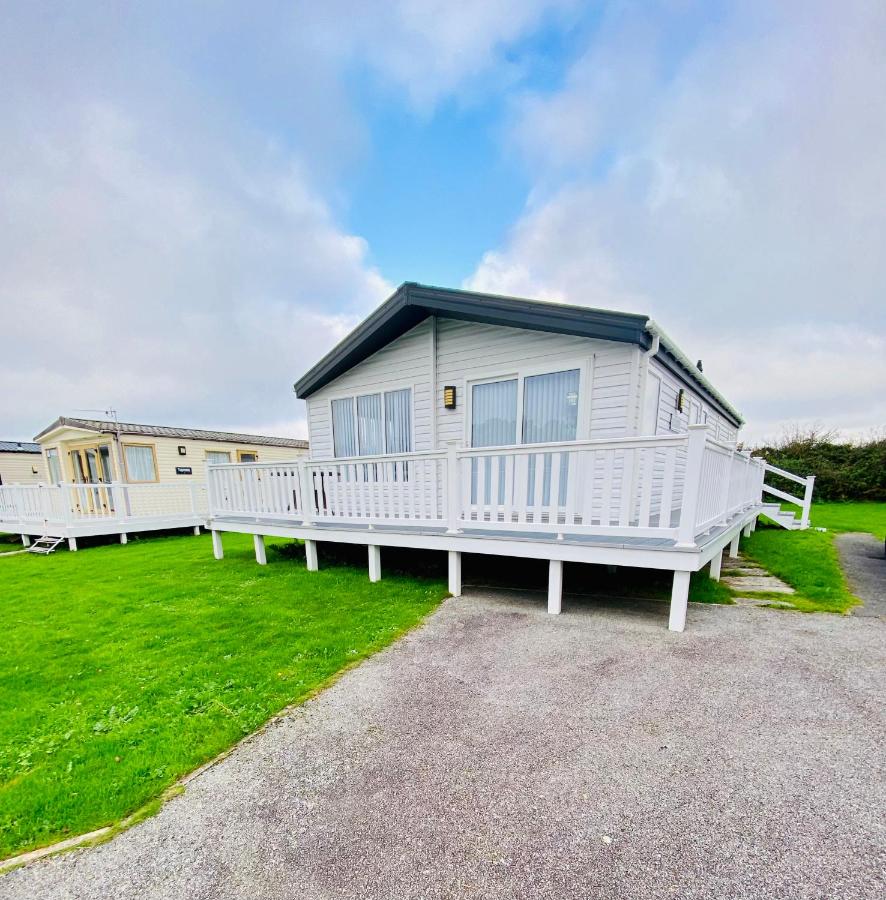 Cornwall Hideaway Lodge in The Meadows - Ferienwohnung Newquay